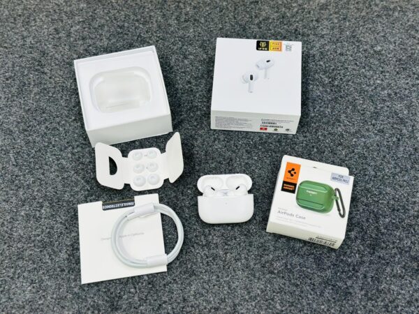 AirPods Pro (2nd Gen) – UF 1571AM