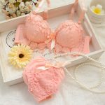 Old cup Bra panty Set - Image 3